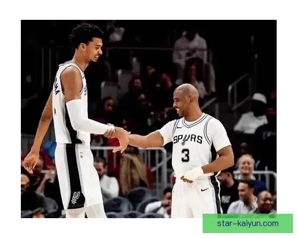 卡马文加伤病情况持续关注，预计回归时间待定，影响球队状态。