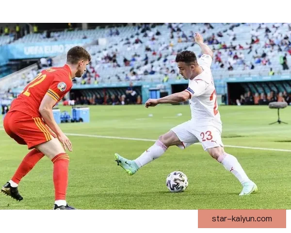 德甲积分榜中游球队竞争激烈，多队积分相近走势胶着